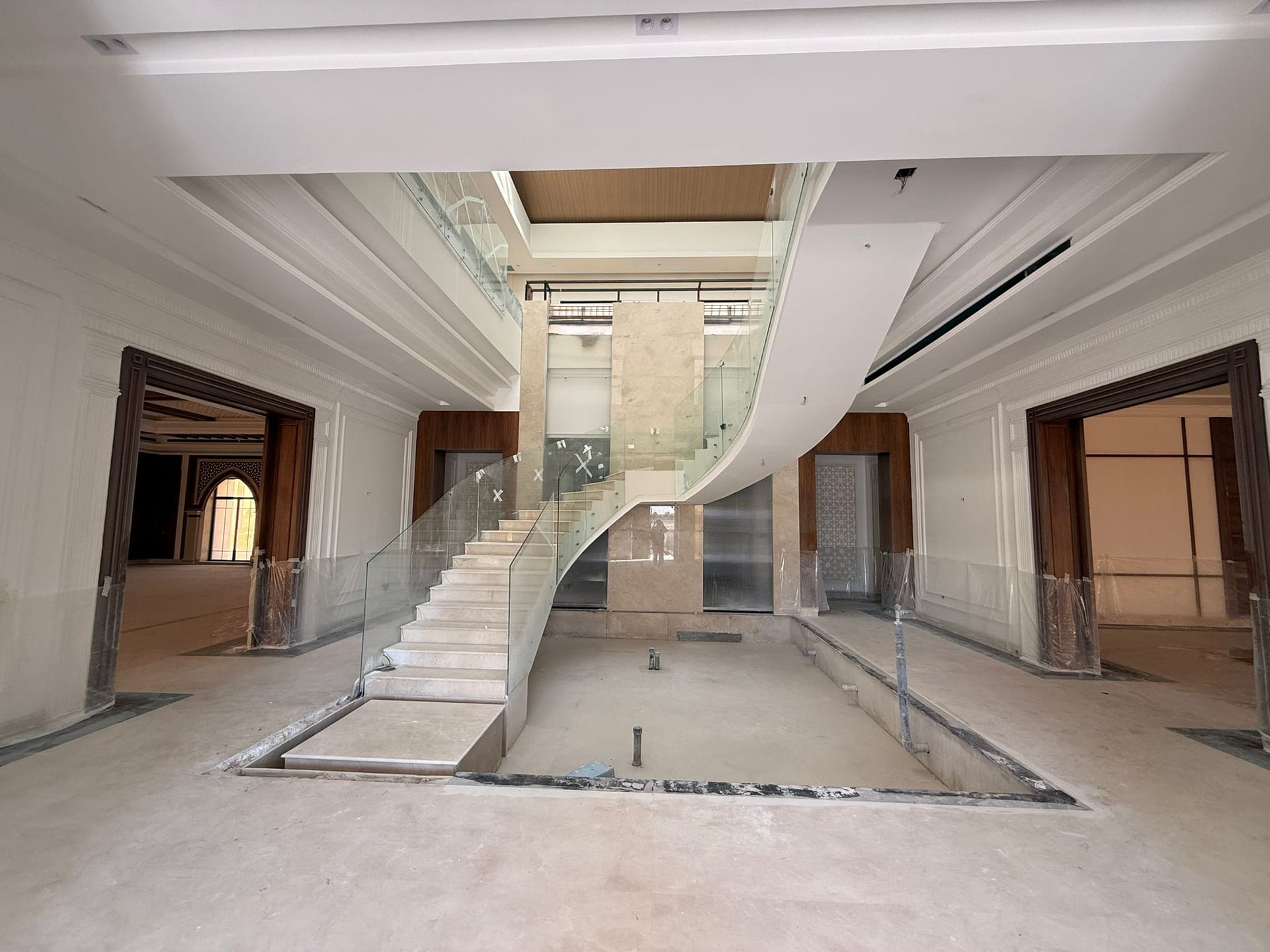 Sheikh Jassim Hassan A A Al-Thani — image 7